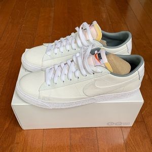 Nike Men’s White Sneakers Sz. 11